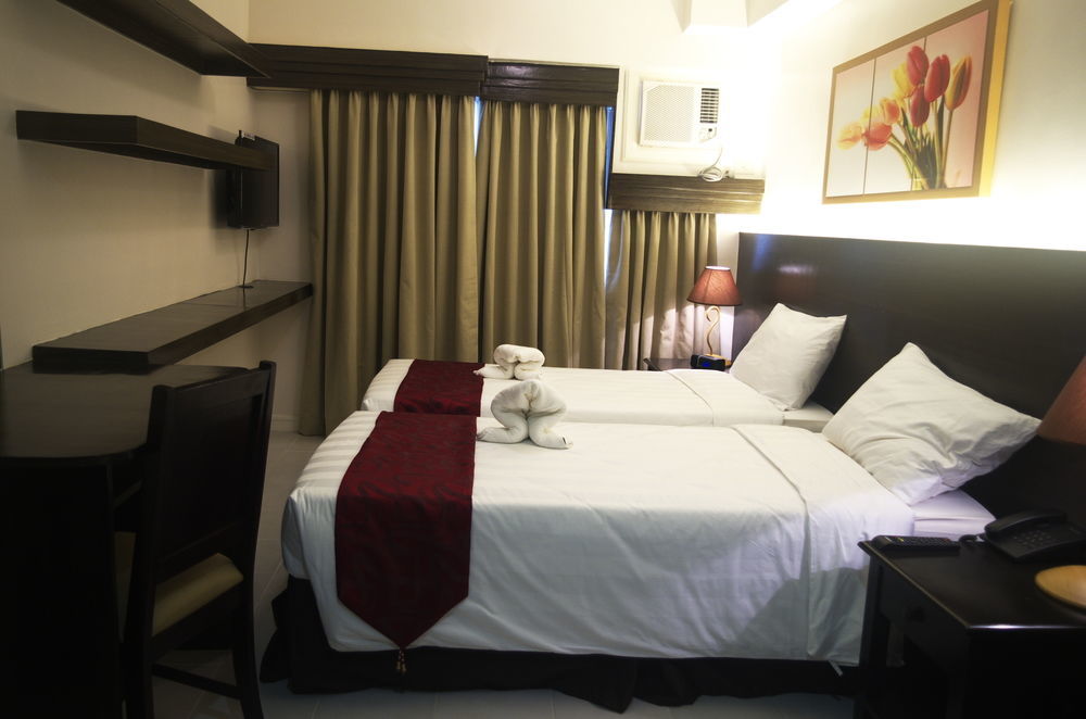 Destination Hotel Tagaytay Тагайтай Экстерьер фото