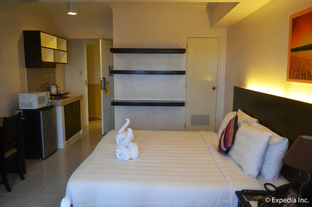 Destination Hotel Tagaytay Тагайтай Экстерьер фото