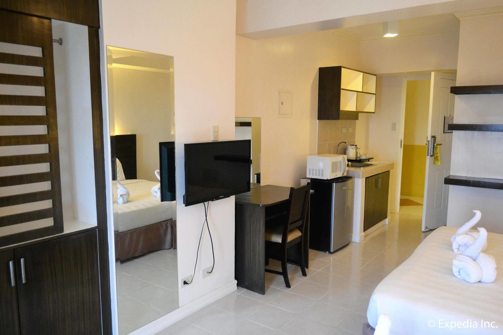 Destination Hotel Tagaytay Тагайтай Экстерьер фото