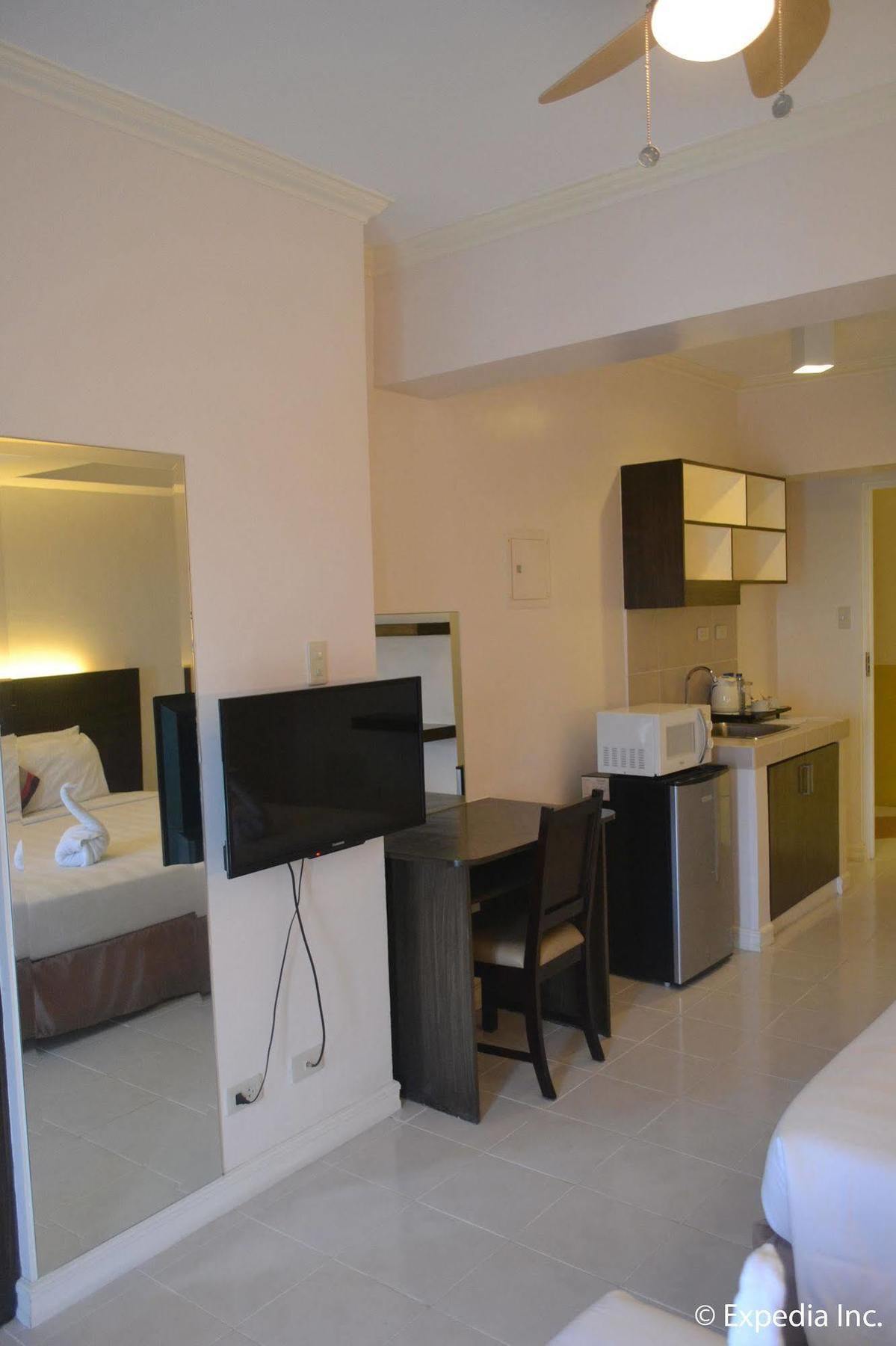 Destination Hotel Tagaytay Тагайтай Экстерьер фото